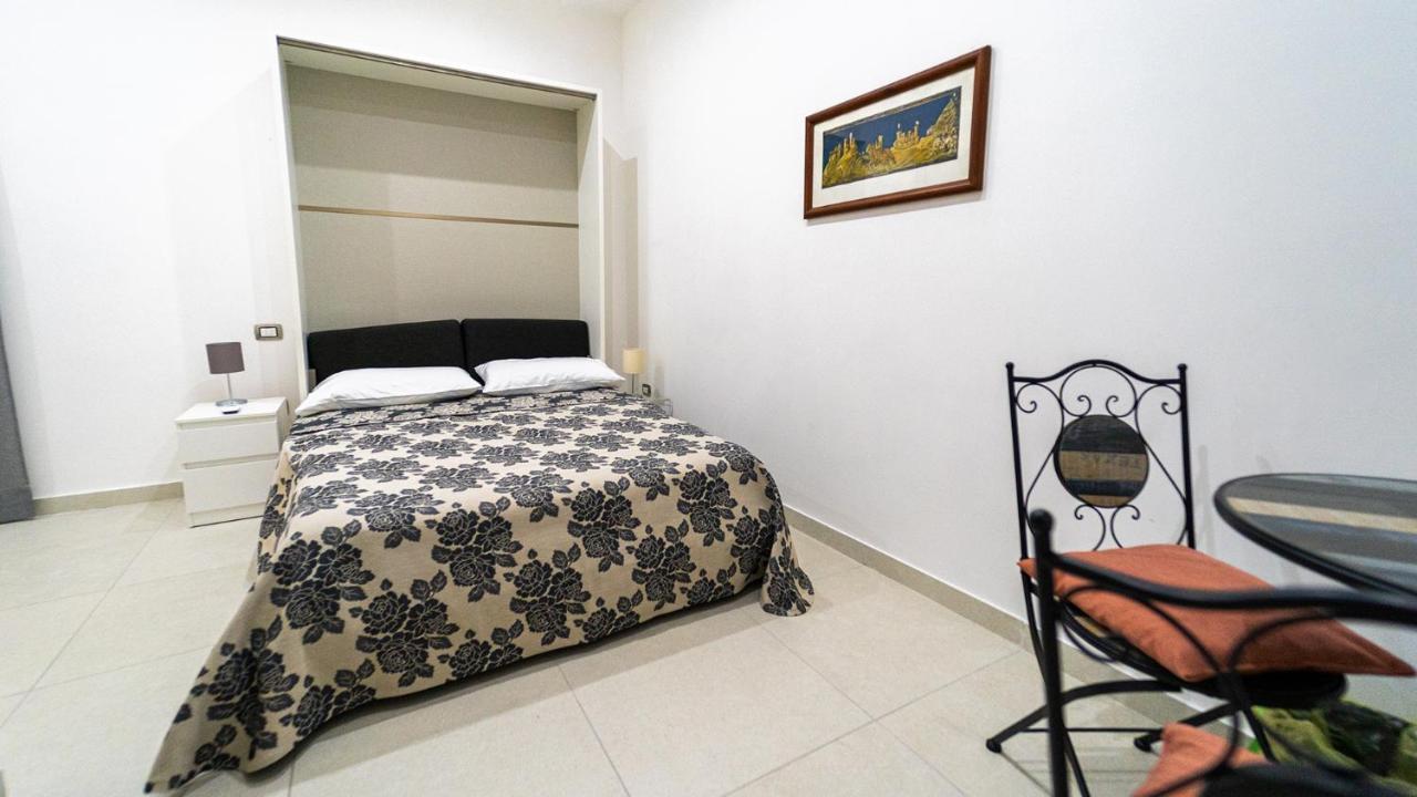 Casa Romeo Napoli Hotell Eksteriør bilde